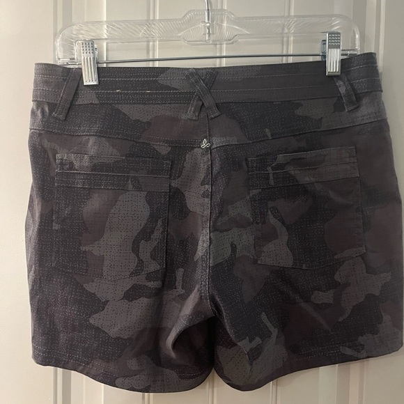 PrAna Camo Shorts, size 8 - Picture 2 of 6